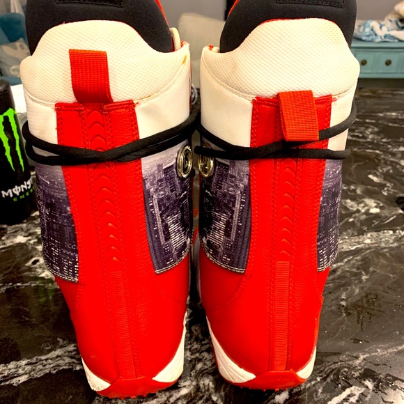 Burton snowboard boots main image 7